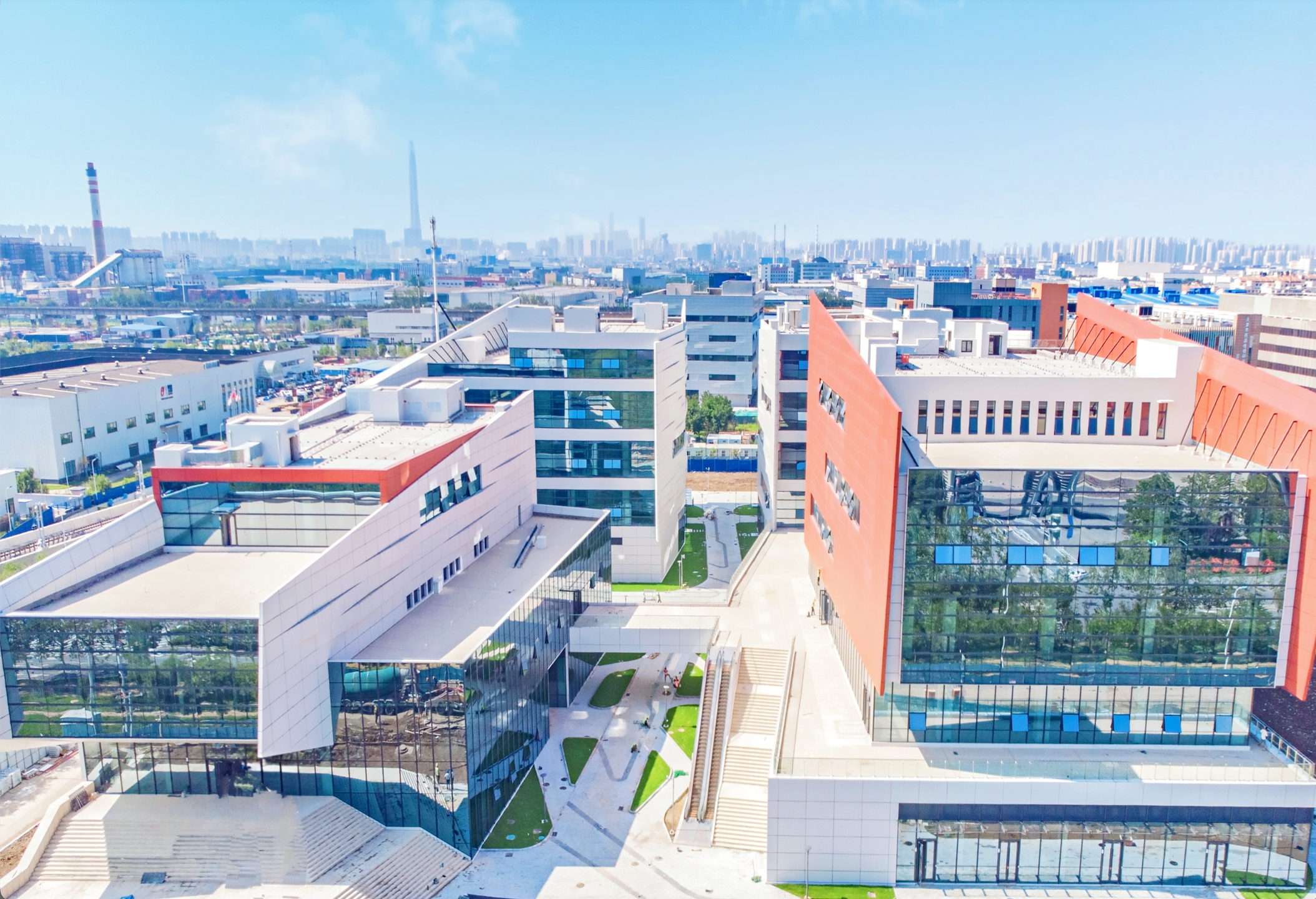 泰达这一科研型生产总部空间落成1.png 泰达这一科研型生产总部空间落成1.png