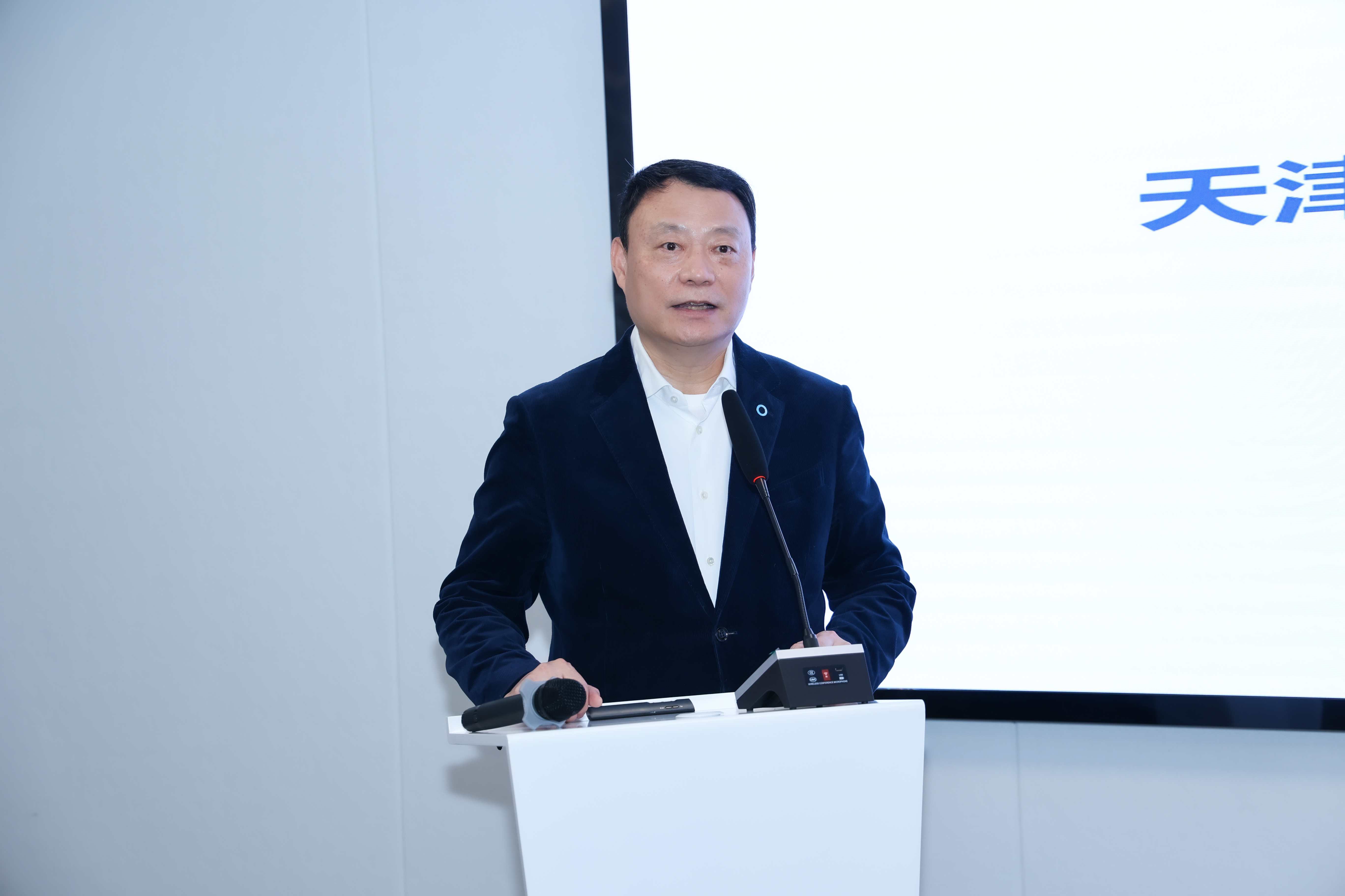 天津市药监局副局长张胜昔_副本.jpg 天津市药监局副局长张胜昔_副本.jpg